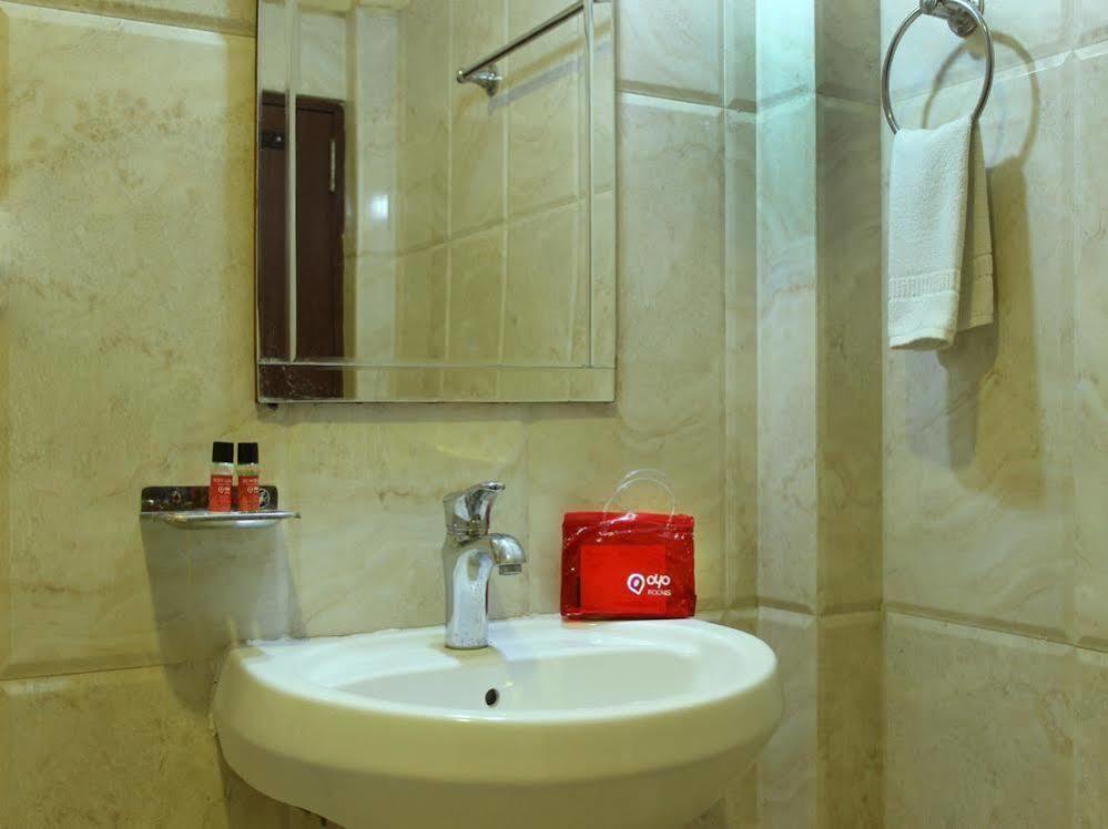 אודייפור Oyo 1159 Hotel Chandra Prakash מראה חיצוני תמונה